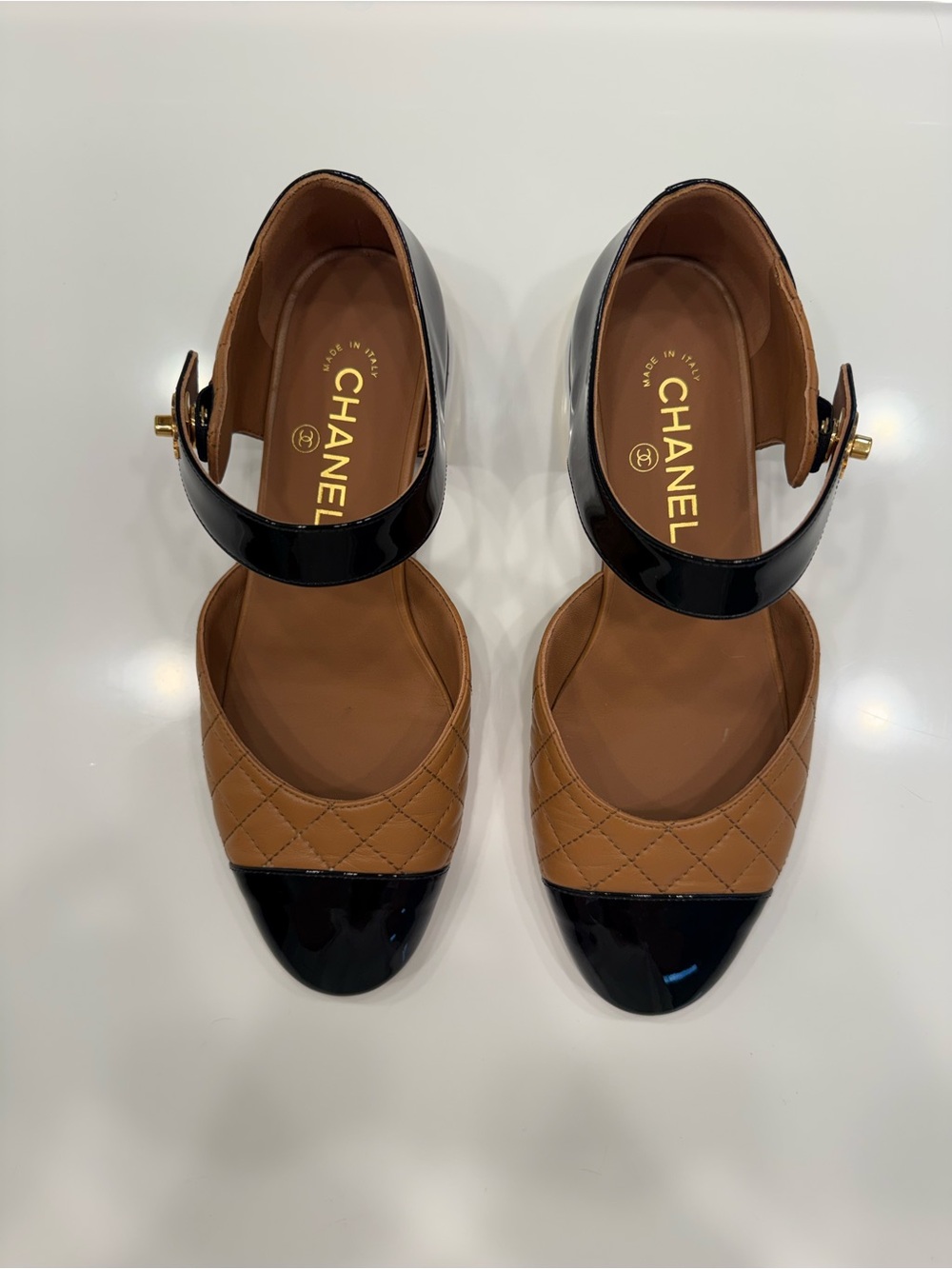 CHANEL Two-Tone Quilted Mary Jane Flats in Tan and Black IT38.5 - Picture 6 of 7